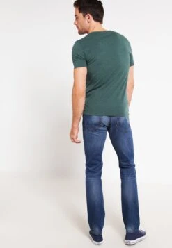 Pier One T-Shirt Basic - Green Melange 10 Pier One T-Shirt Basic - Green Melange -Pier One 0d427aad8ad74f139ced6de698cc5d73