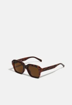 Pier One UNISEX - Sonnenbrille - Black 11 Pier One UNISEX - Sonnenbrille - Black -Pier One 1670fc38a11d45bc82bd2f9b4f740675