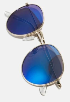 Pier One UNISEX - Sonnenbrille - Gold-coloured/blue -Pier One 58667f5b91e7429a83a0090b1de6725c