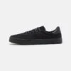 Pier One UNISEX - Sneaker Low - Black 2 Pier One UNISEX - Sneaker Low - Black -Pier One 63dc2cef3093475d8b1fb4dd972f3e39