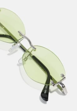 Pier One UNISEX - Sonnenbrille - Green 10 Pier One UNISEX - Sonnenbrille - Green -Pier One 6c5660cb198a4273a5c8fcc982a3d0e1