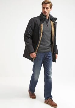 Pier One -Pier One 87482a31fdb4414d885d5c4c51500d68