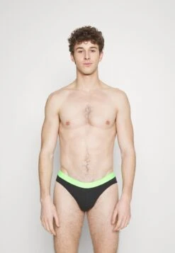 Pier One BRANDED WAISTBAND BRIEFS 3 PACK - Slip - Black 11 Pier One BRANDED WAISTBAND BRIEFS 3 PACK - Slip - Black -Pier One 87822367847c47febdfb486f93afed0b