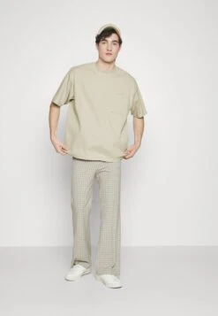 Pier One T-Shirt Basic - Beige -Pier One 954399b85e4c4d1bb41fa3741a233e9e