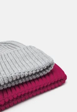 Pier One UNISEX 2 PACK - Mütze - Red/grey -Pier One cb0fc487d13545b9b128df4364bdabab