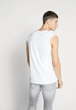 Pier One 2 PACK - Top - White/black 10 Pier One 2 PACK - Top - White/black -Pier One d0b4dab63b5548078a8543a3eca09f0c