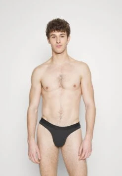 Pier One 3 PACK - Slip - Red/grey/black 13 Pier One 3 PACK - Slip - Red/grey/black -Pier One dc27697b26534a9cbcca1555a1dfc300 1