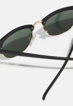 Pier One UNISEX - Sonnenbrille - Black/green 10 Pier One UNISEX - Sonnenbrille - Black/green -Pier One e1f96fdeaeb540b5afa394ab48bca716